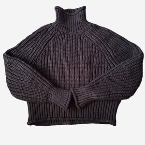 H&M Brown Ribbed Turtleneck Sweater